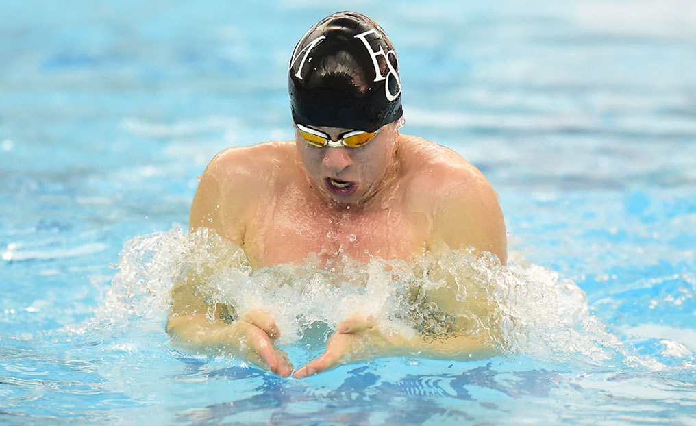 Thomas Graminski, Men's Swimmer of the Week, 2/11/19