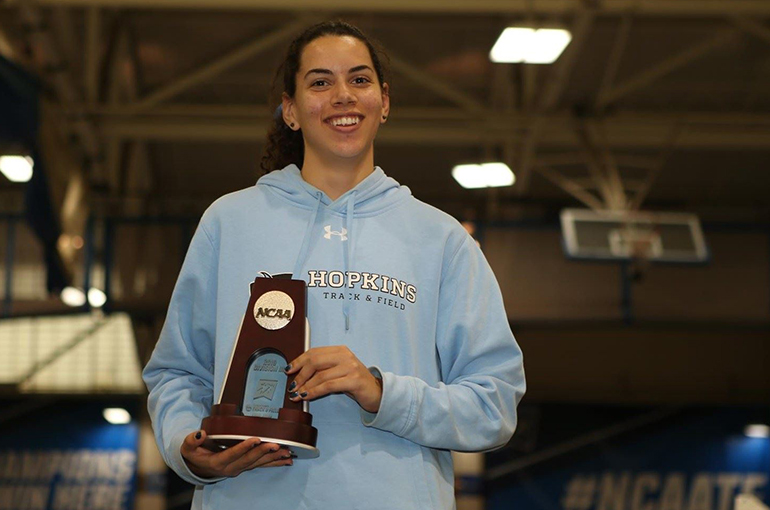 Hammonds Takes Silver at NCAA Indoor Championships